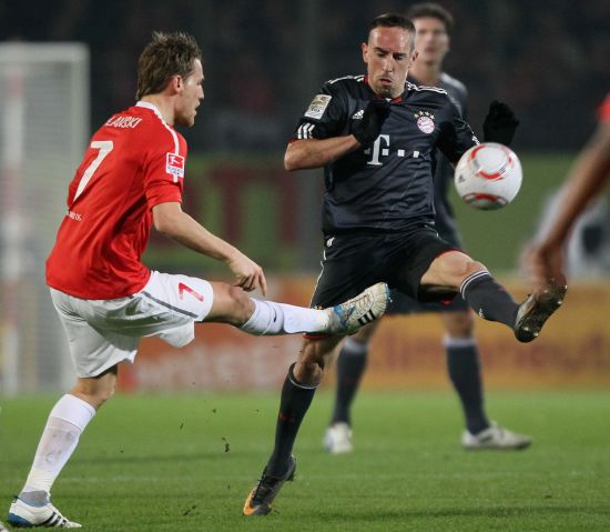 刻挺身而出 刻挺身而出